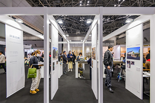 LIVING ＆ DESIGN